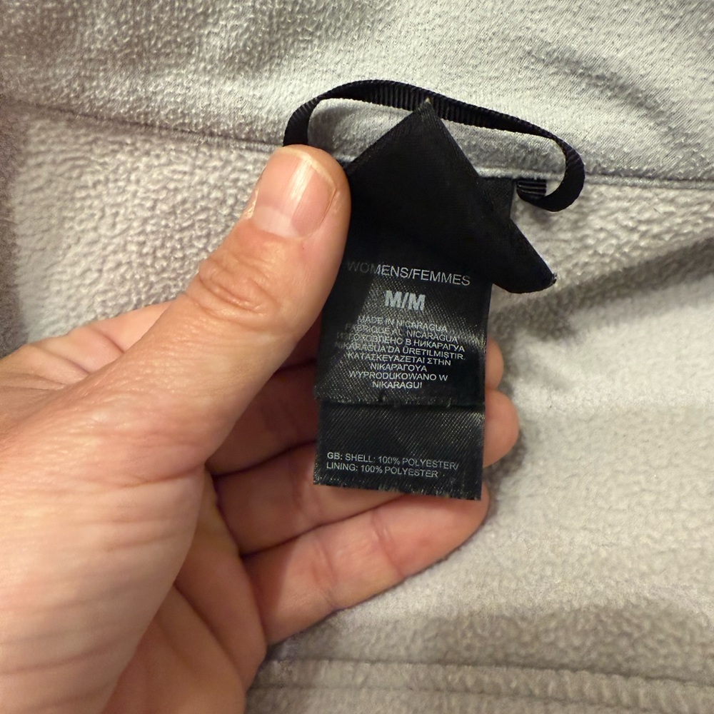 The North Face Women's Light Gray Jacket - Picture 5 of 5